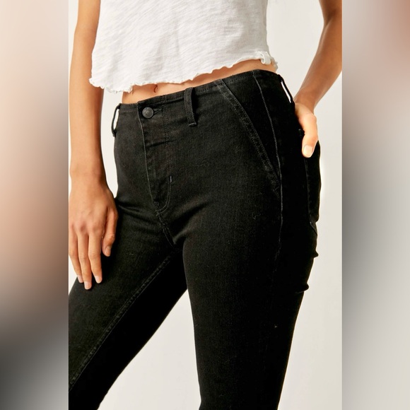 🌻🆕FREE PEOPLE We The Free Level Up Slit Bootcut-Black-Size 28 & 30 - Picture 6 of 10